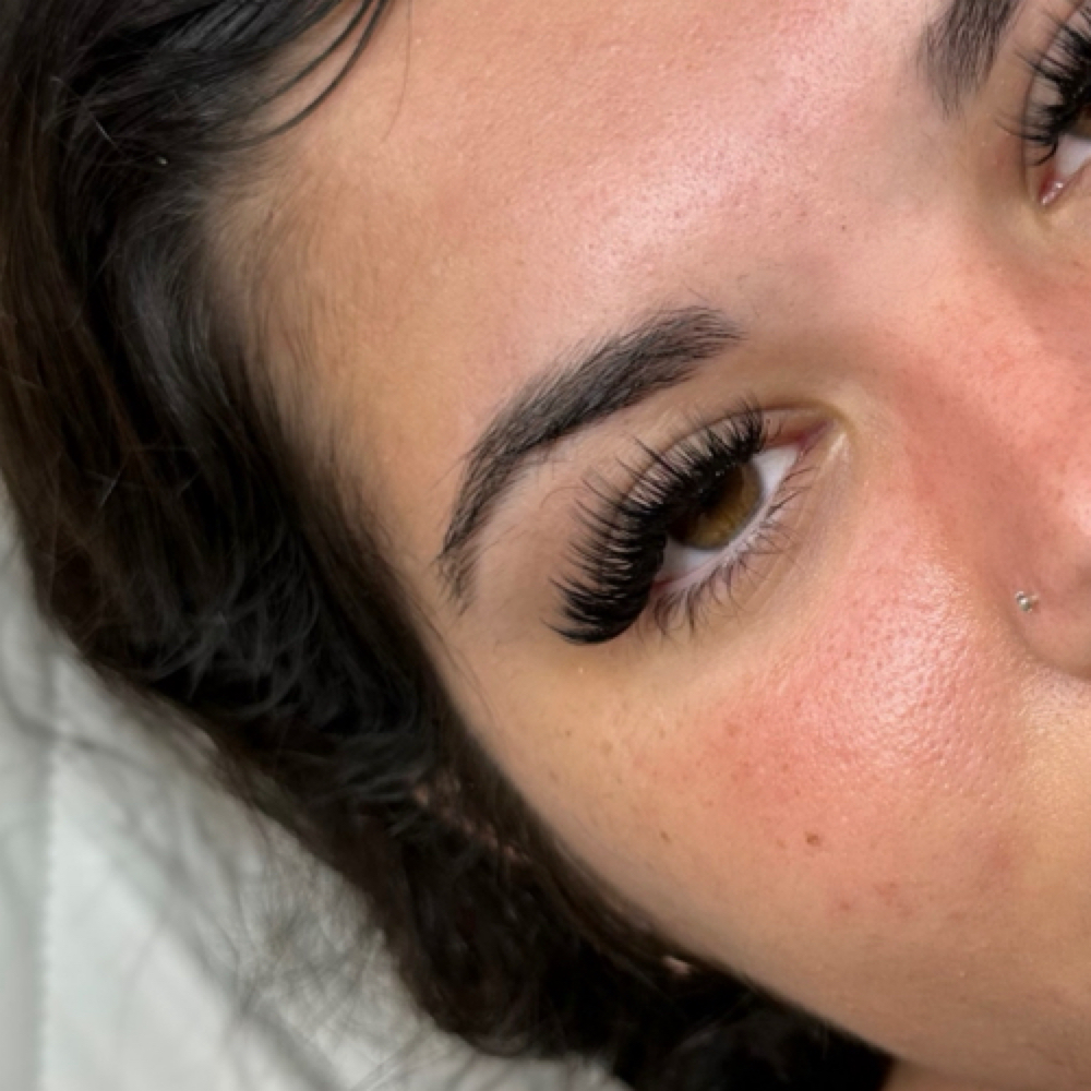 Wispy Lashes Full Set at La Dama Beauty Salon in Farmville, NC