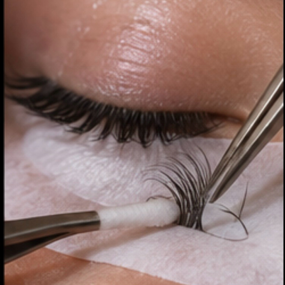 Lash Extension Removal at Luma Esthetics in mechanicsburg, PA