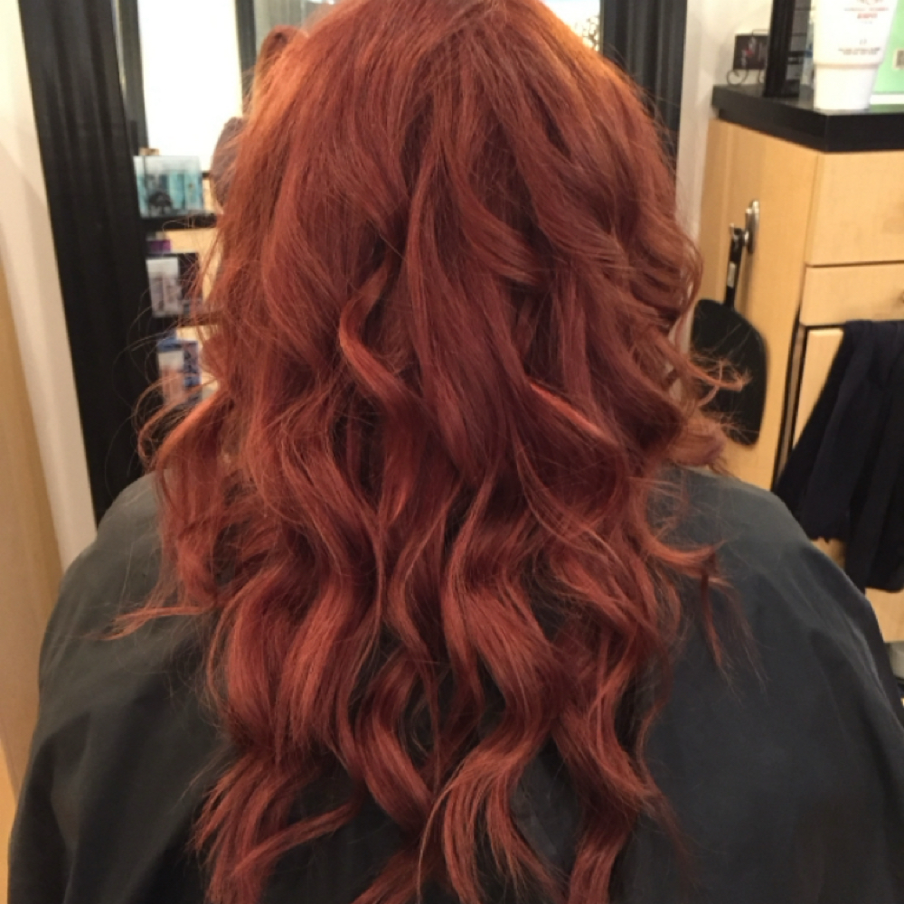 Hot Tool at Vintage Beauty Bar in 23060