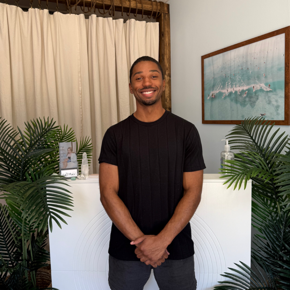 30 Minute Massage at The Face Place in Walled Lake, MI