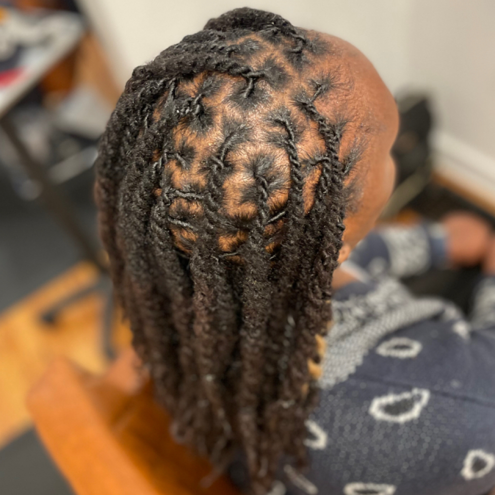 2 Strand twist Added To Loc Retwist