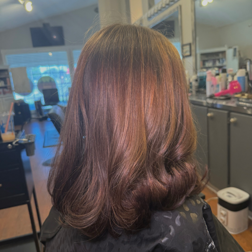 Shampoo Style at Cambria Clark in Paducah, KY