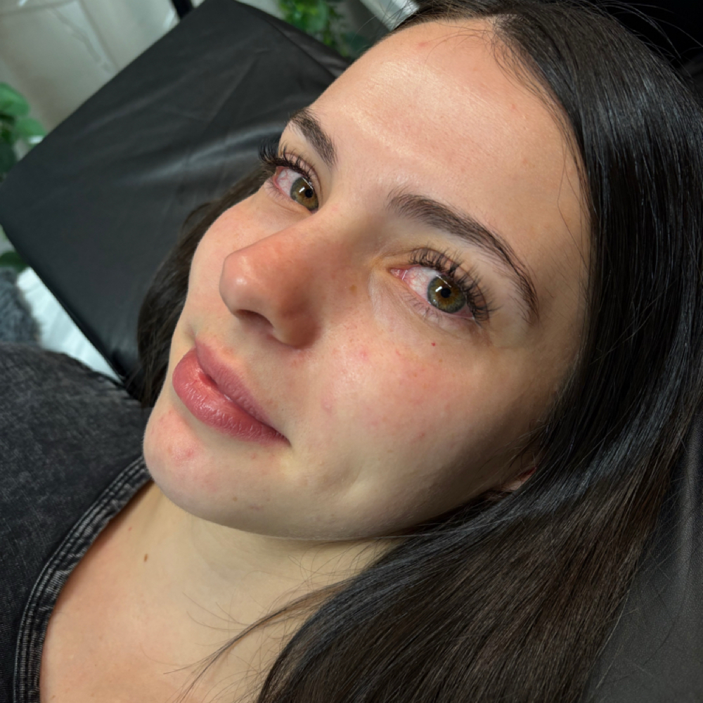 Classic Full Lash Set at Mystic Mountain Salon & Boutique in Sonora, CA