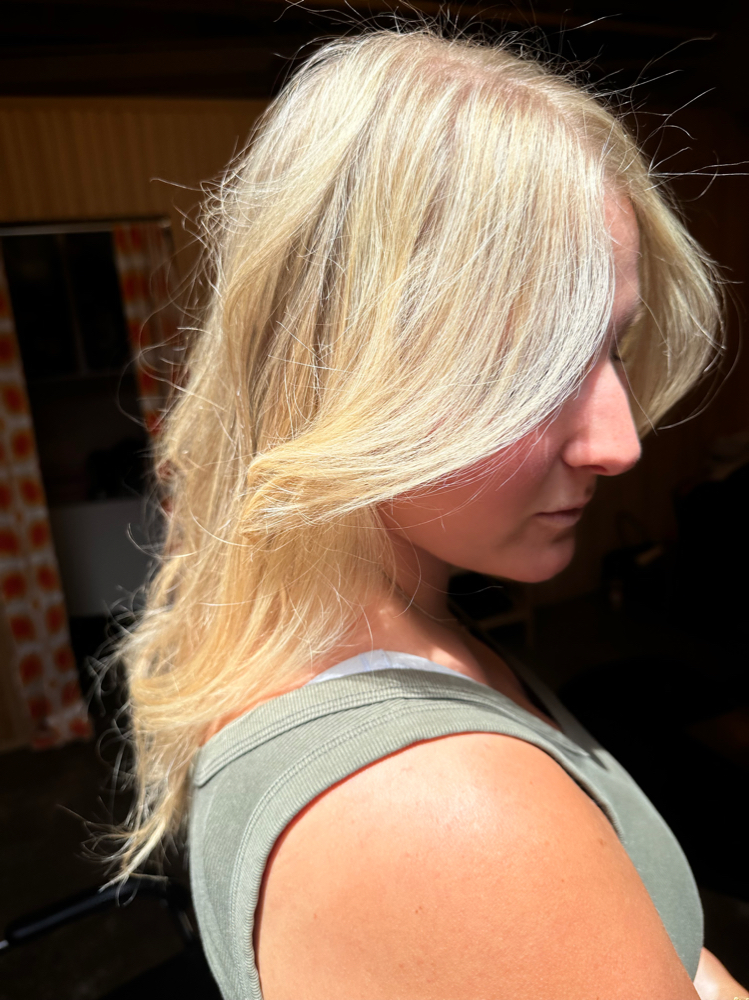 ACCENT BLONDING (money piece)