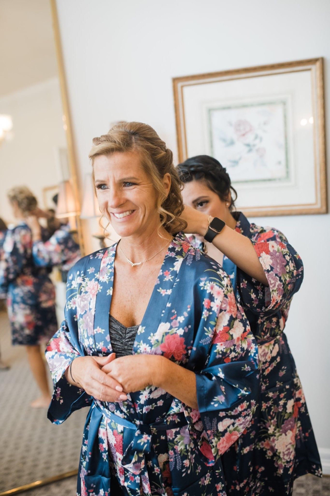 Mother Of Bride Make Up Application