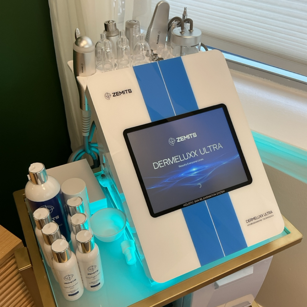 HydroGlow Hydrofacial+ at VIDAMIN+ SKIN CARE in ORANGE PARK, FL