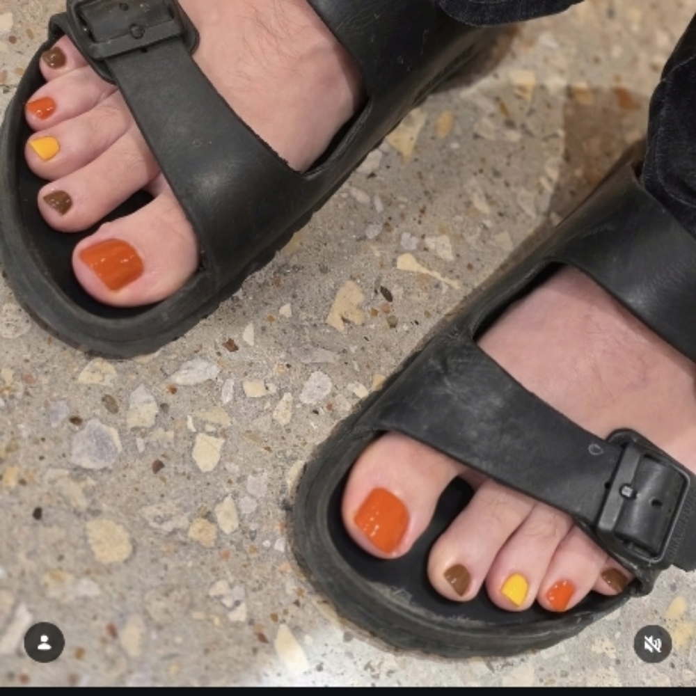Pedicure Experience at Studioleti | Sola Salons |  Suite #14 in Austin, TX