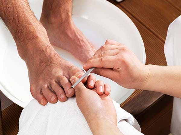 Men’s Simple Pedicure