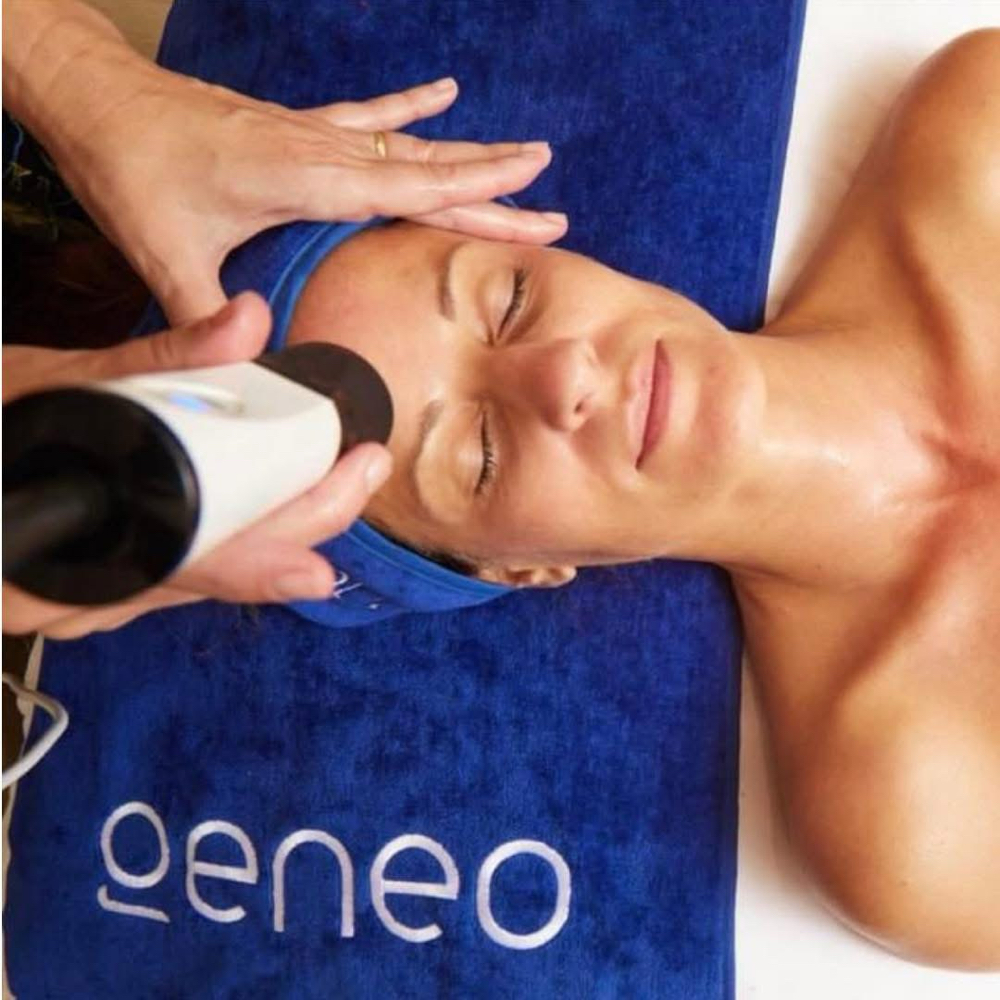OxyGeneo Facial