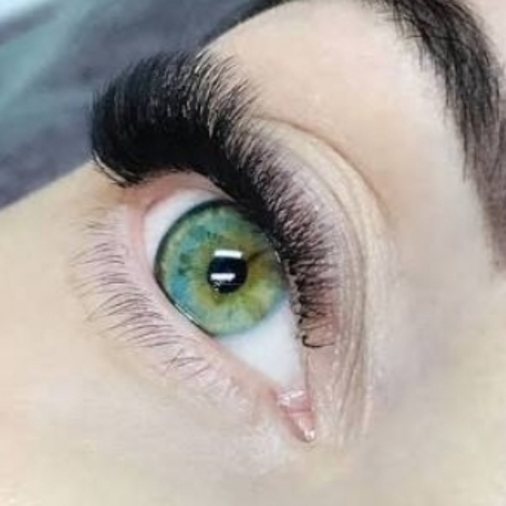 MEGA VOLUME FULL SET at Luna Lash Artistry in Newton Highlands, MA