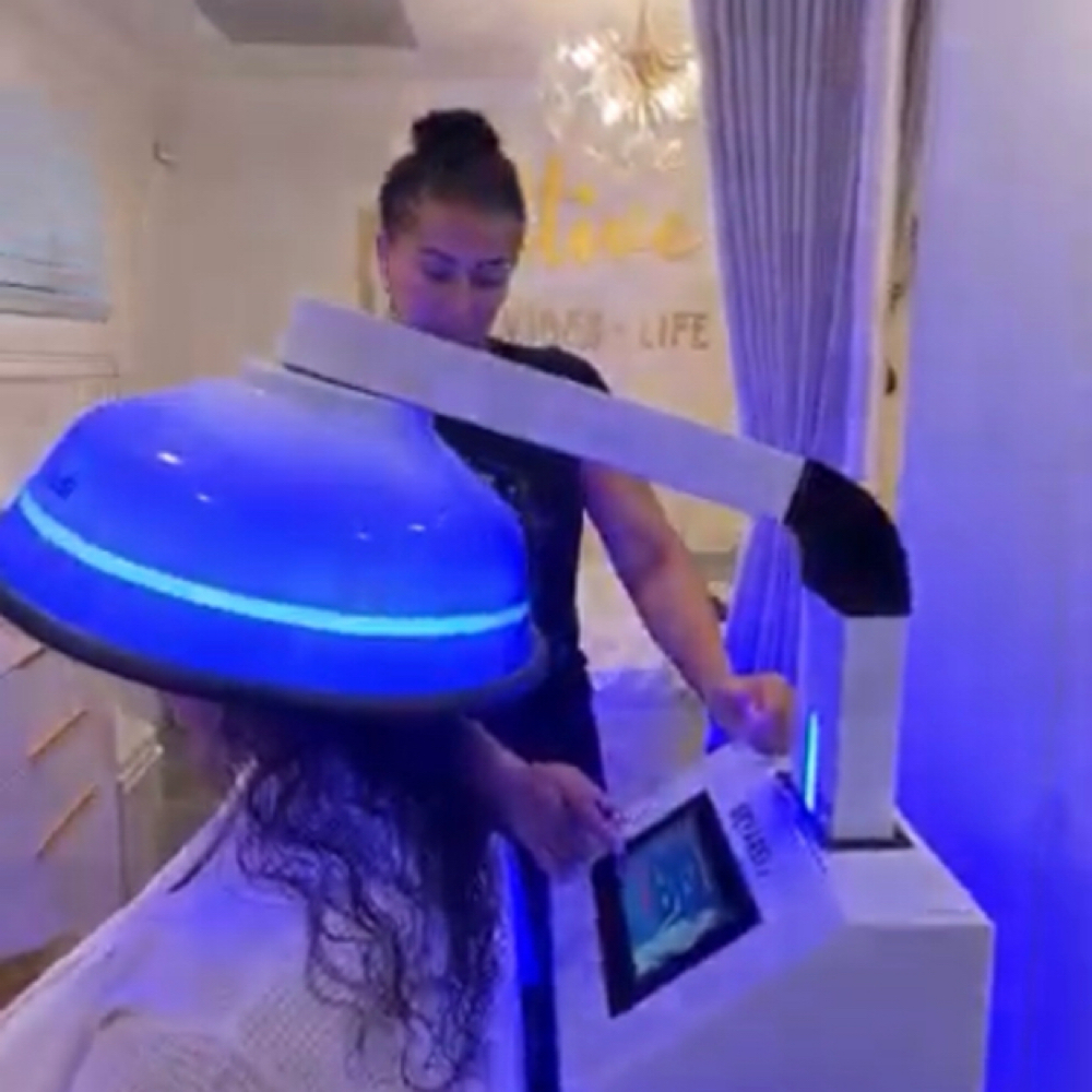 901 Laser Hair Regrowth at B O D Y by Niqué Wellness in Toluca lake, CA