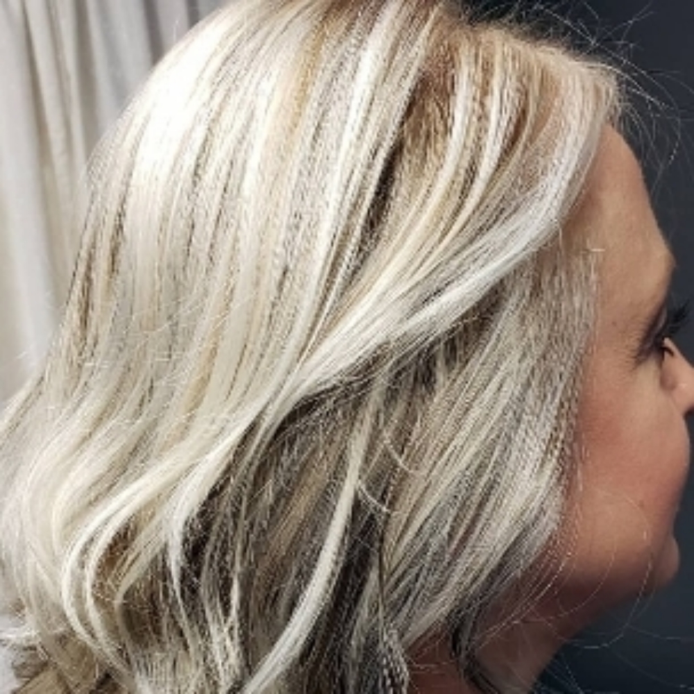 Mini Blonding Session