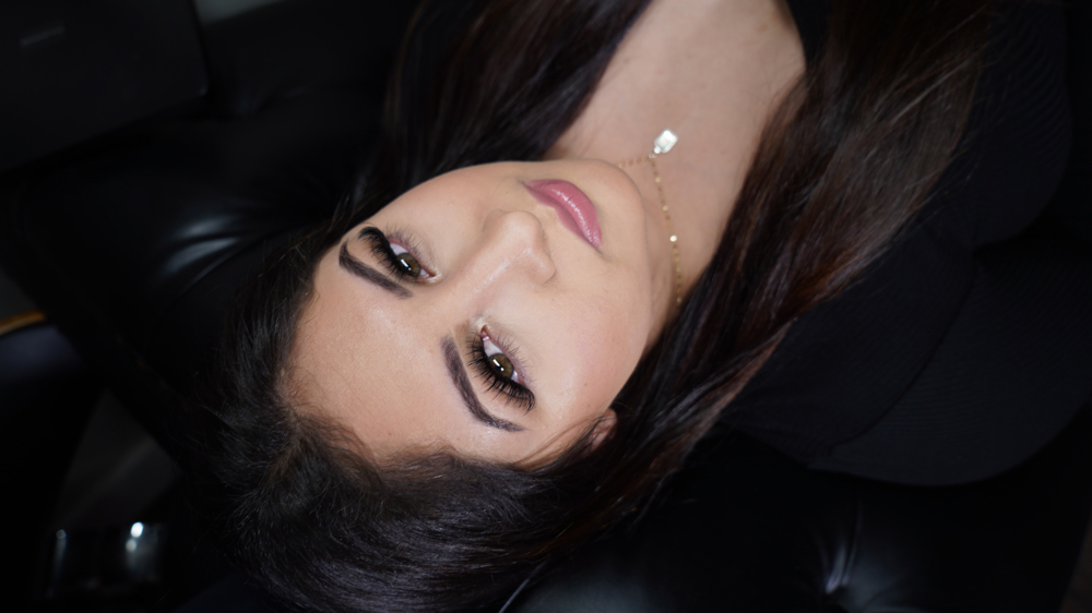 Volume Lash Extensions
