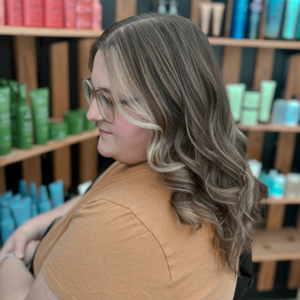 Mini Highlight at Maya Sol Hair Studio in San Antonio, TX