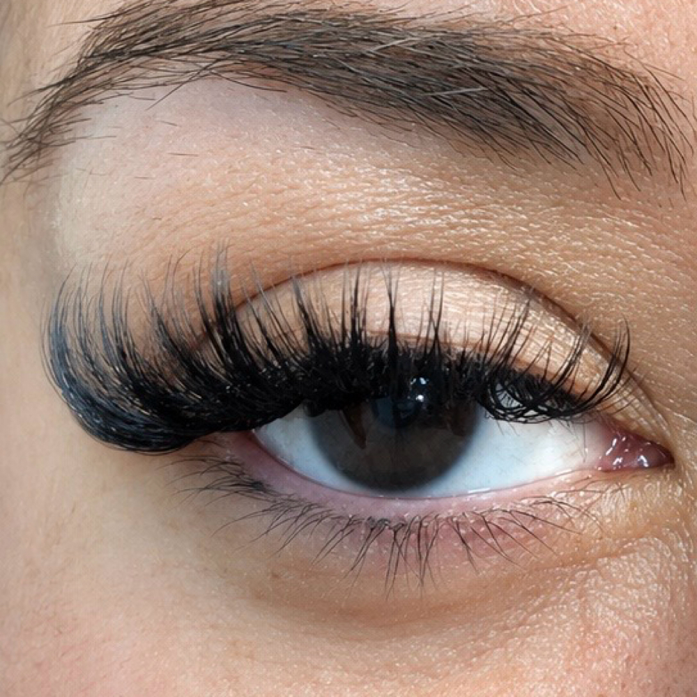 Wet / Hybrid Full Set at LASH OUT LA in Newhall, CA