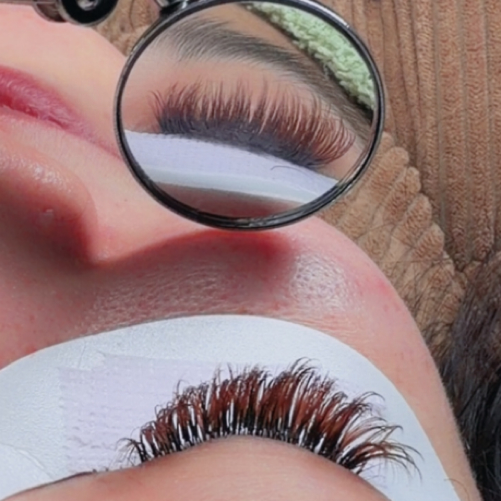 Full Color Set at Sleeping Lady Lash in Anchorage, AK