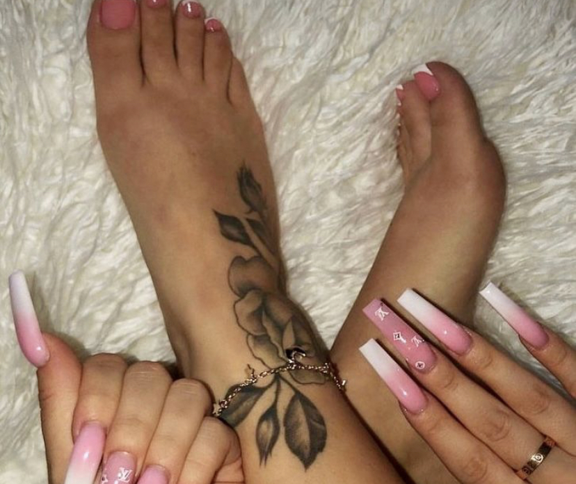 XXL Full set + Acrylic toe any desi