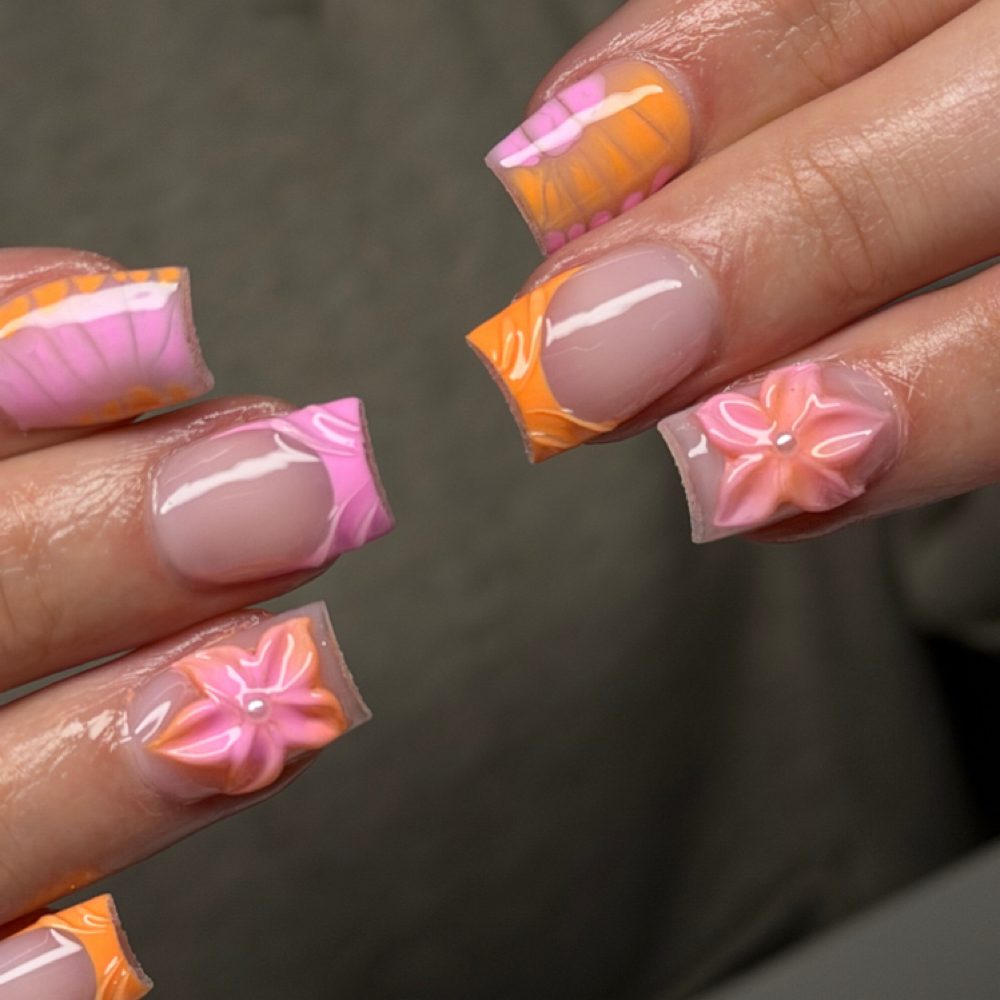 FREESTYLE Full Set (short) at Tessa’s Talons in Pittsburgh, PA