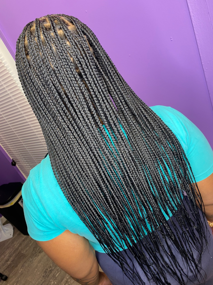 Smedium Knotless/box braids