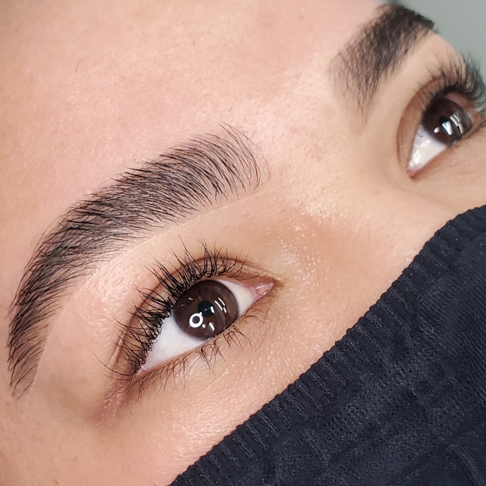 Brow Tweeze (NEW CLIENT)