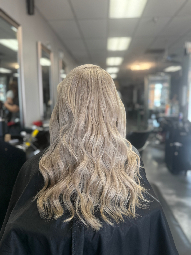 Bleach Retouch at Beautymix.Phx in Glendale, AZ