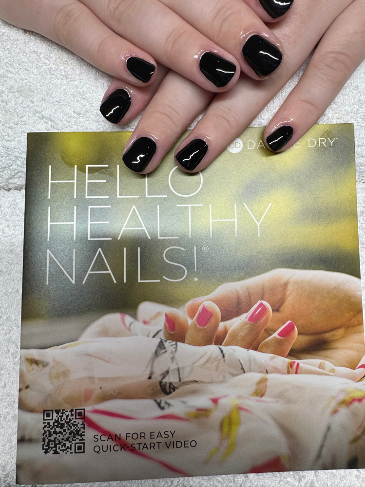 DAZZLE DRY MANICURE
