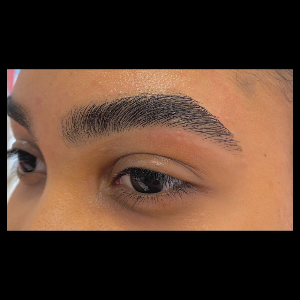 Brow, Lip & Chin