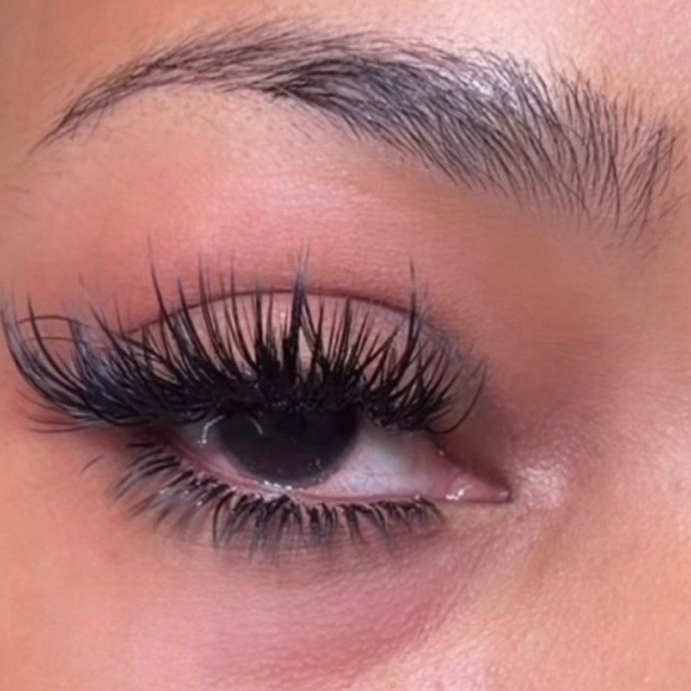 The Rich $et at Pink Wax & Lash co. in Raytown, MO