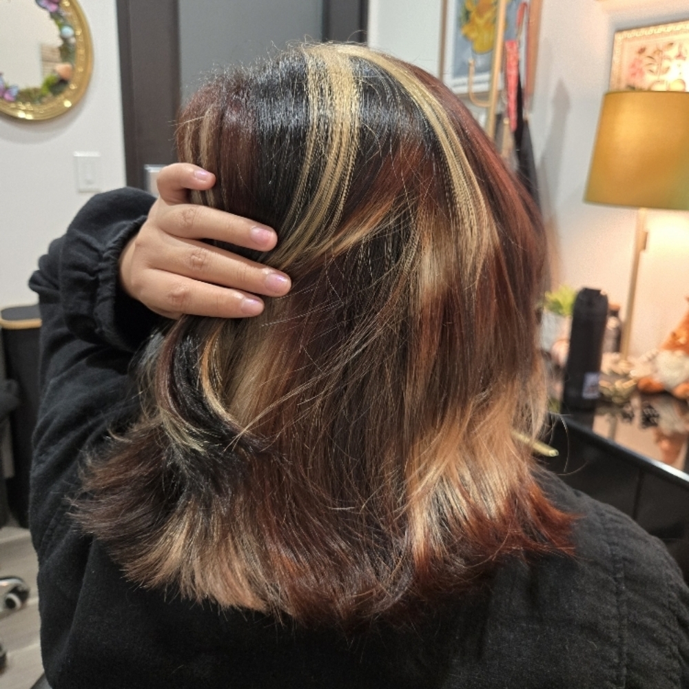 Creative Color at 𝓑𝓮𝓵𝓵𝓪 𝓑𝓵𝓸𝓷𝓭𝓮𝓼 ☾ in Modesto, CA