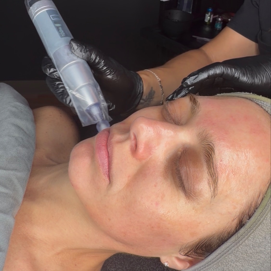 Signature Glow at Positive Esthetics By Ashley in Rochelle, IL