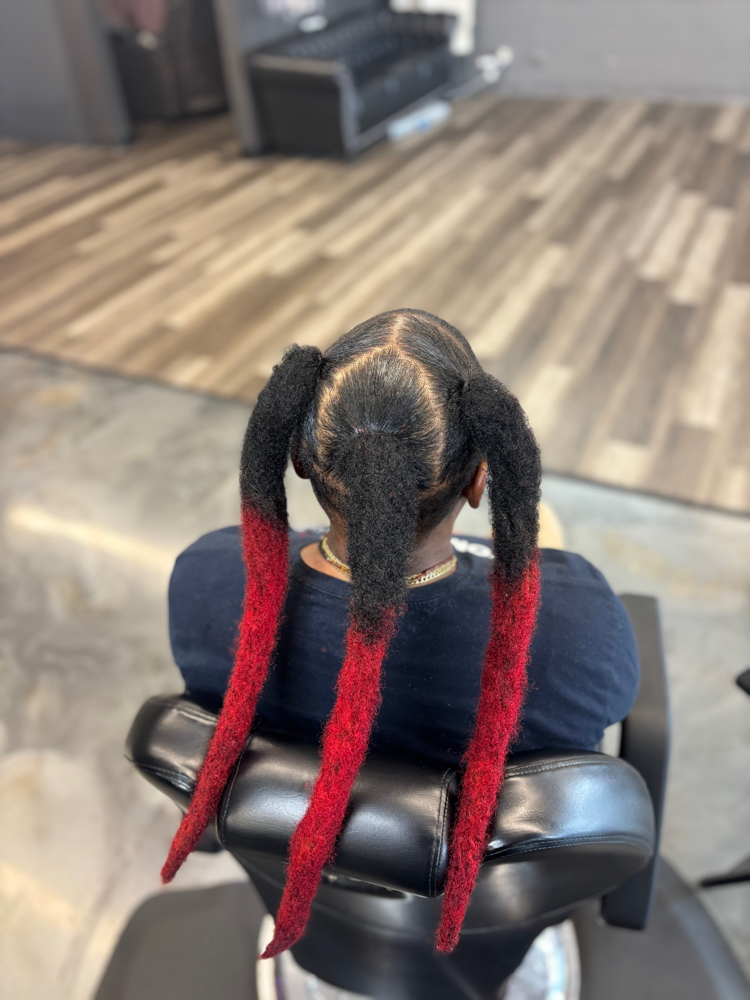 Wick Maintance at Sistaz Beauty Bar in Fairview Heights, IL