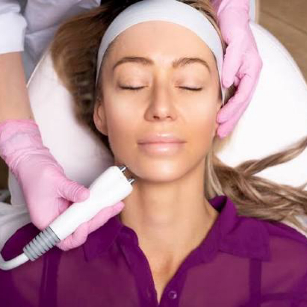 Tru Chin Contour at Tru Beauty Lab LLC in El Paso, TX