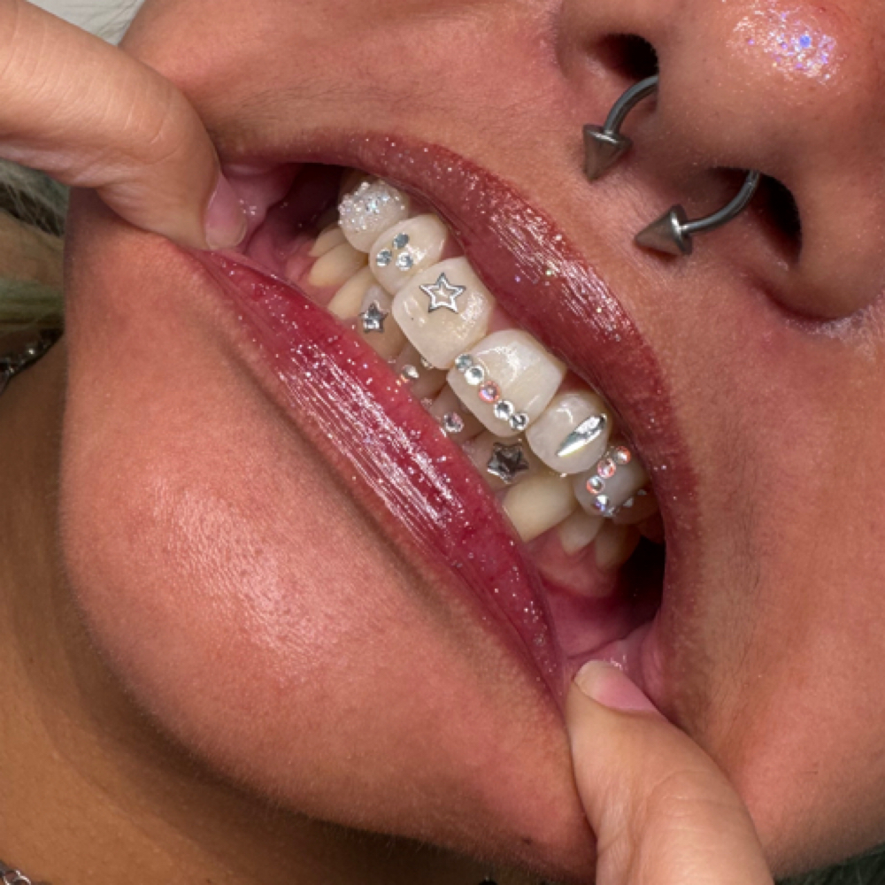 Iced Out Freestyle (6-8 Teeth) at Jojobeautyyco in Chandler, AZ