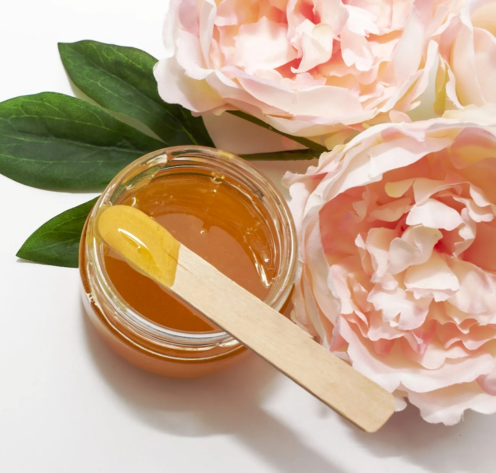 Deluxx Full Face Waxing