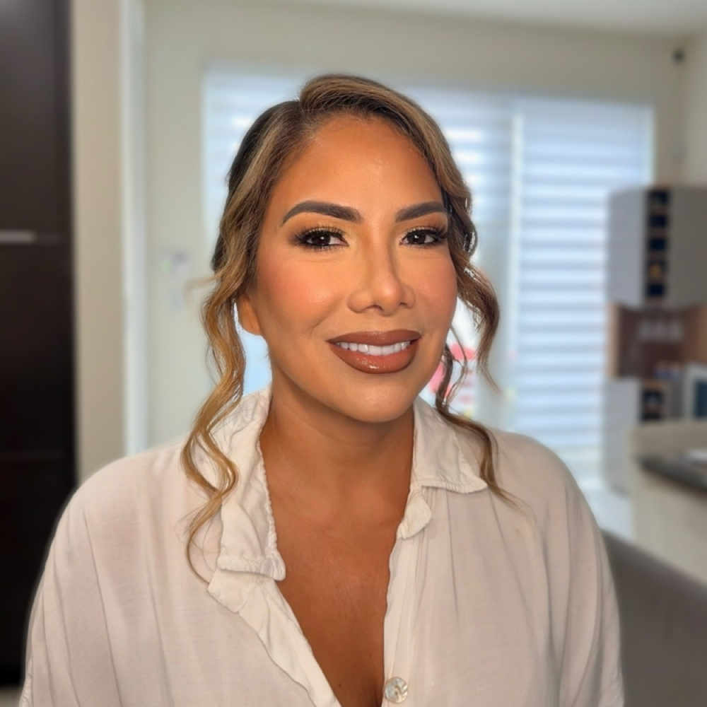 Hair And Makeup at Deluxe Beauty Spot in Miami Lakes, FL