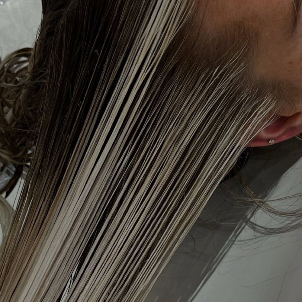 Mini Blonding (Money Piece) at Celeste Mendez in Midland, TX