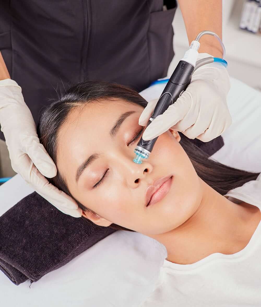 Deluxe HydraFacial