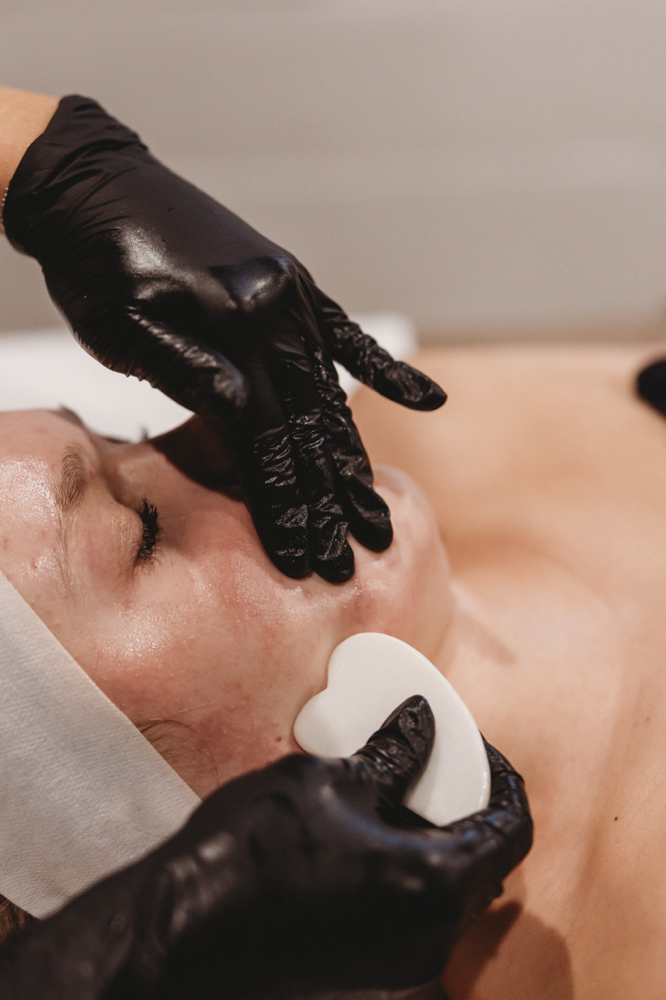 FLASH FRIDAY EXPRESS FACIAL