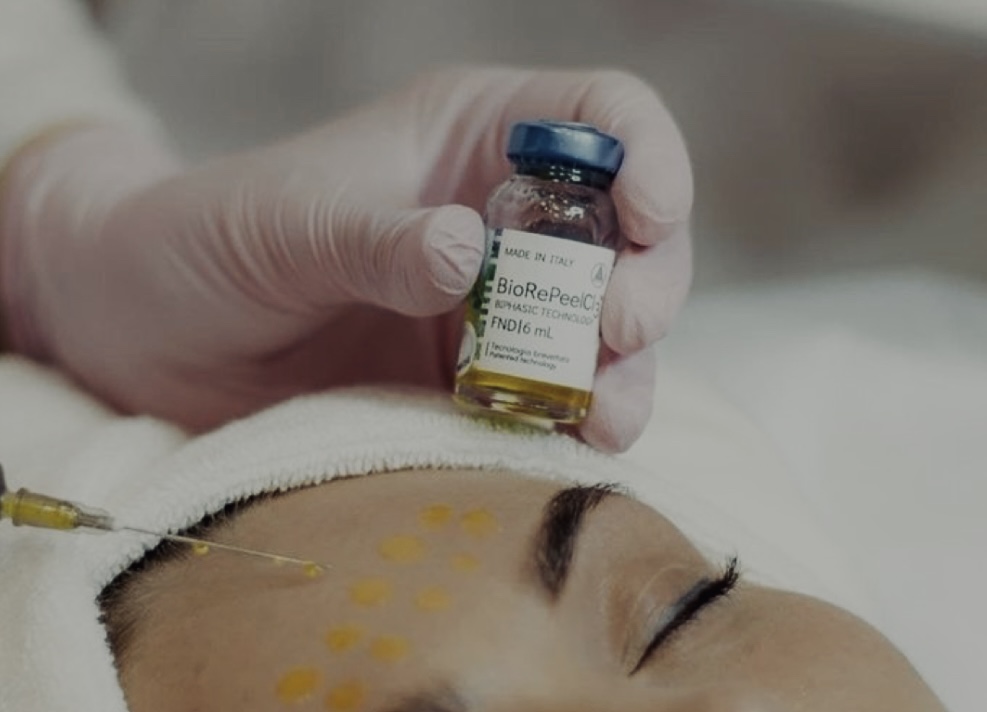BioRePeel with Dermaplaning