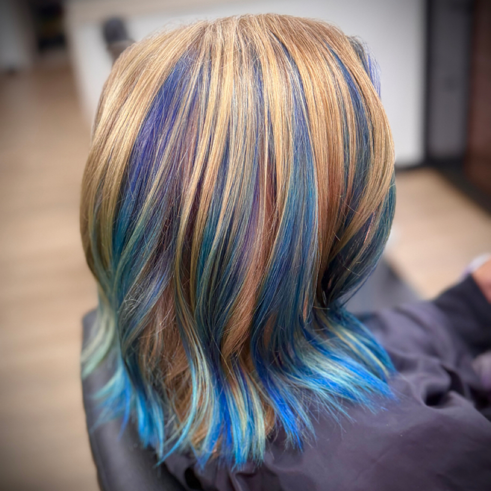 Mini Vivid Pops at Dye Pretty in Watertown, NY