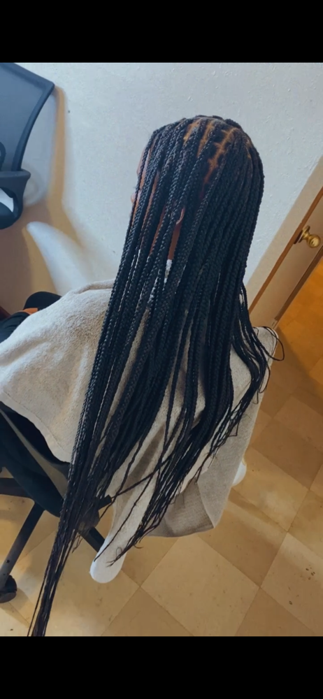Adult SMALL Knotless Braids