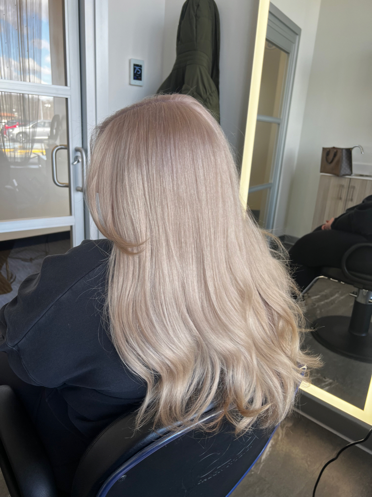 Root Blonding Retouch Service