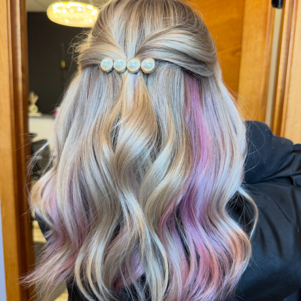 Creative Color | Vivids at SUMMER + RAINE HAIR CO. in Kenosha, WI