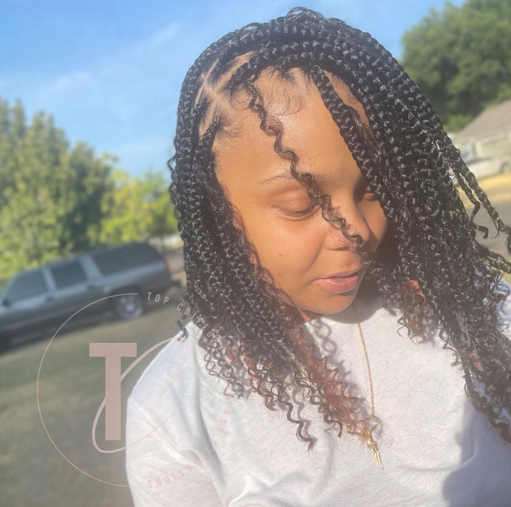 Small Boho Knotless Braid Bob