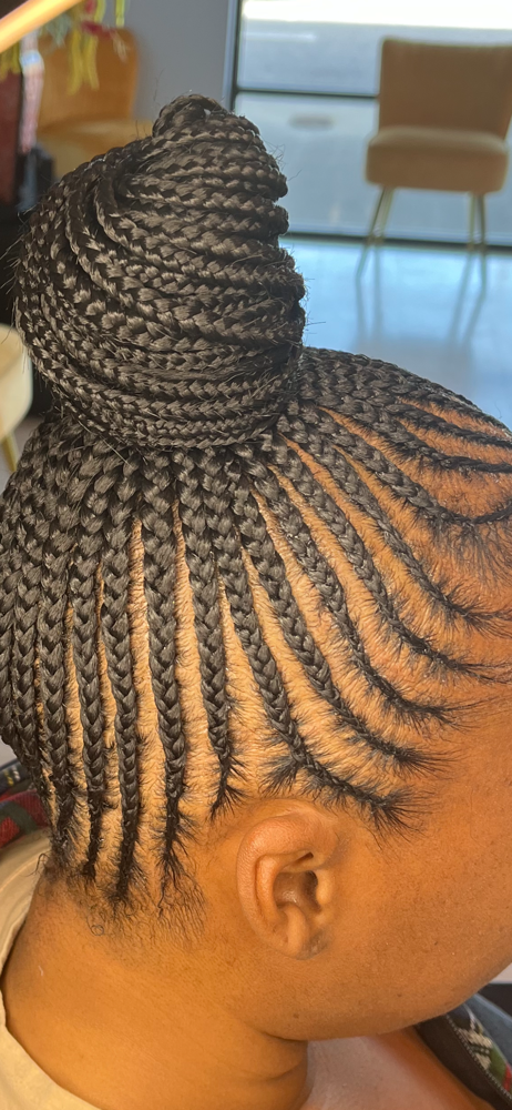 Small Feed-in Ponytail