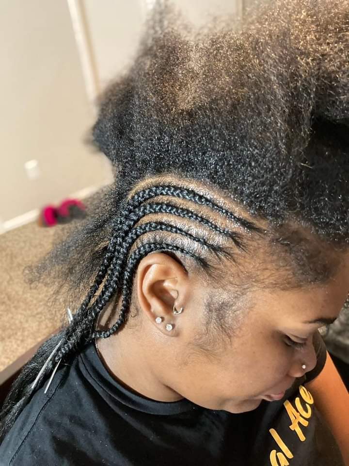 12 Feed-In Braids