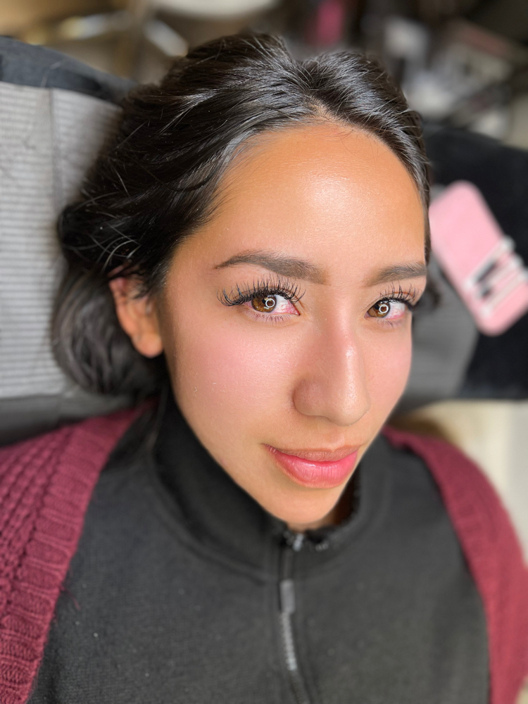 Classic Full Set Eyelash Extensions