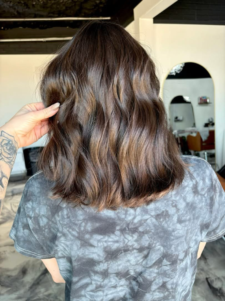 Root Touch Up at House of Blondes in Canton, TX