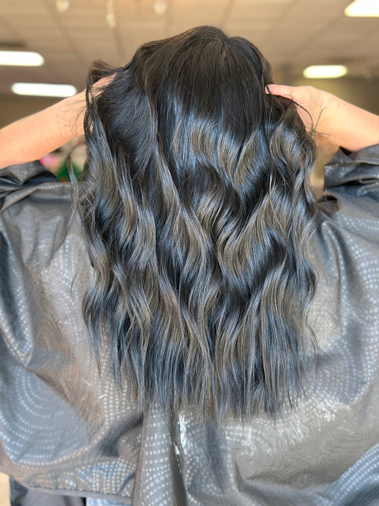 Shampoo/Style at Amelia Rowell in Homerville, GA
