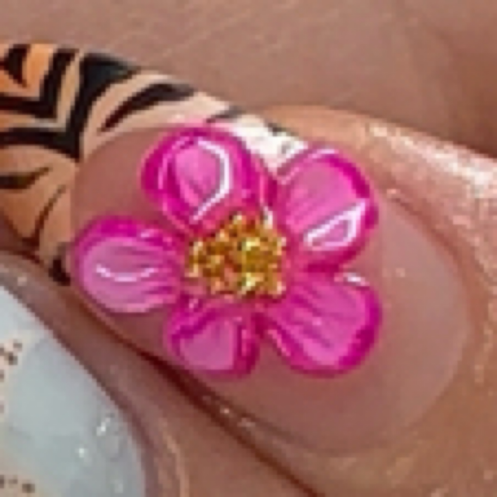 2 3D flowers at The Nail Edit in Pittsburgh, PA
